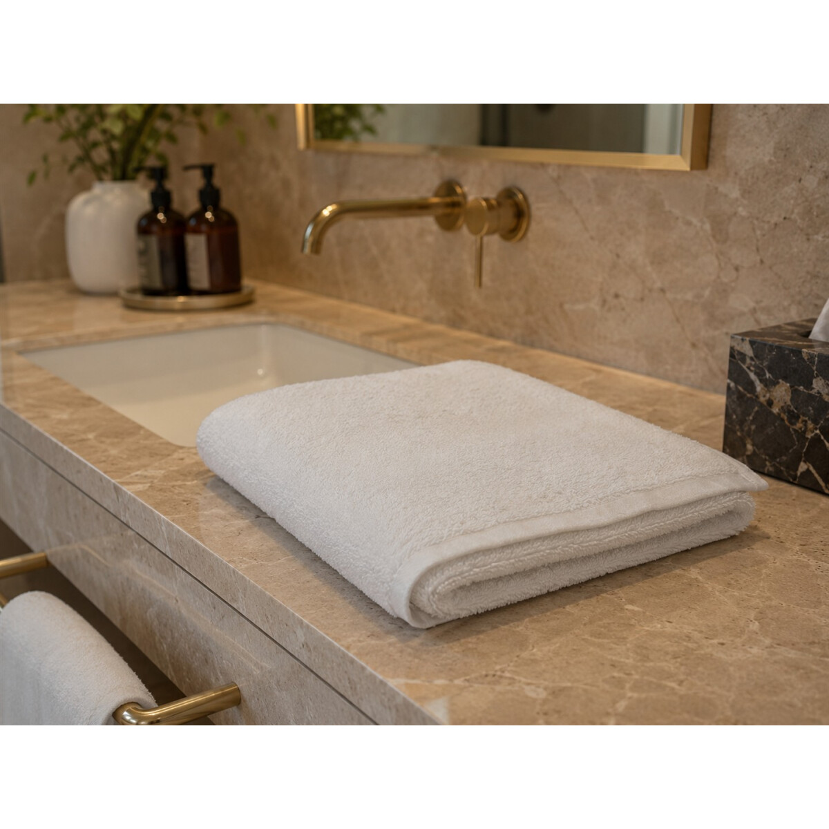 Handtuch 50x100 cm Wei&szlig; &ndash; Walkfrottier Hotelqualit&auml;t 500 g/m&sup2; Baumwolle