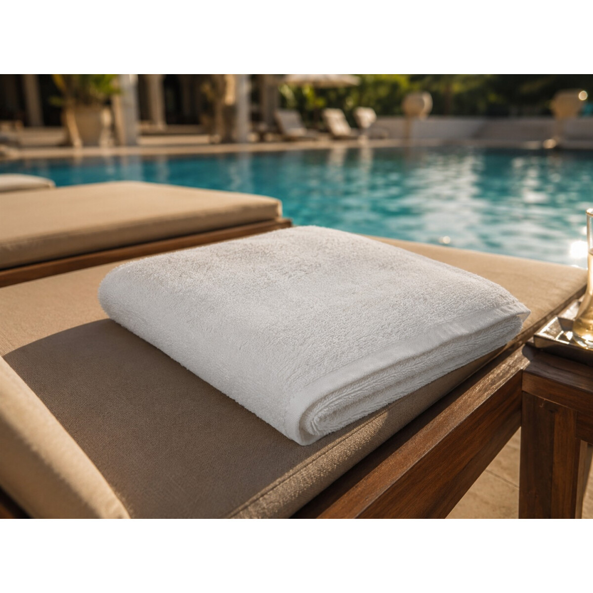 Handtuch 50x100 cm Wei&szlig; &ndash; Walkfrottier Hotelqualit&auml;t 500 g/m&sup2; Baumwolle